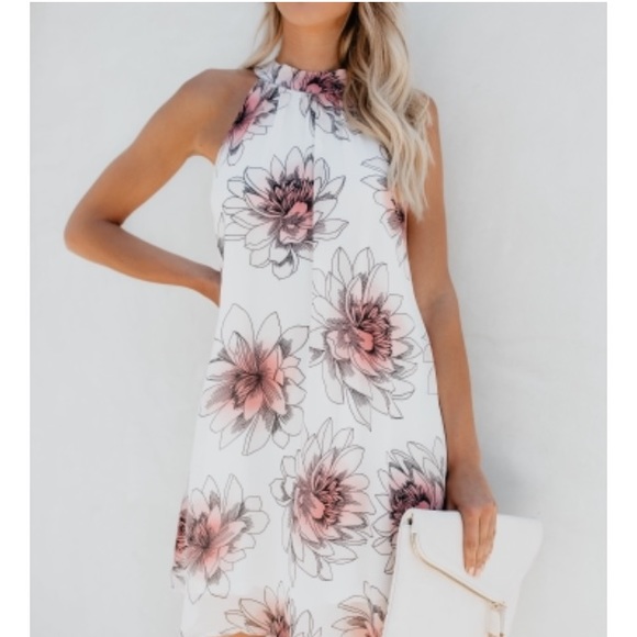 Sold!!!!Boutique Floral Dress - Picture 1 of 2